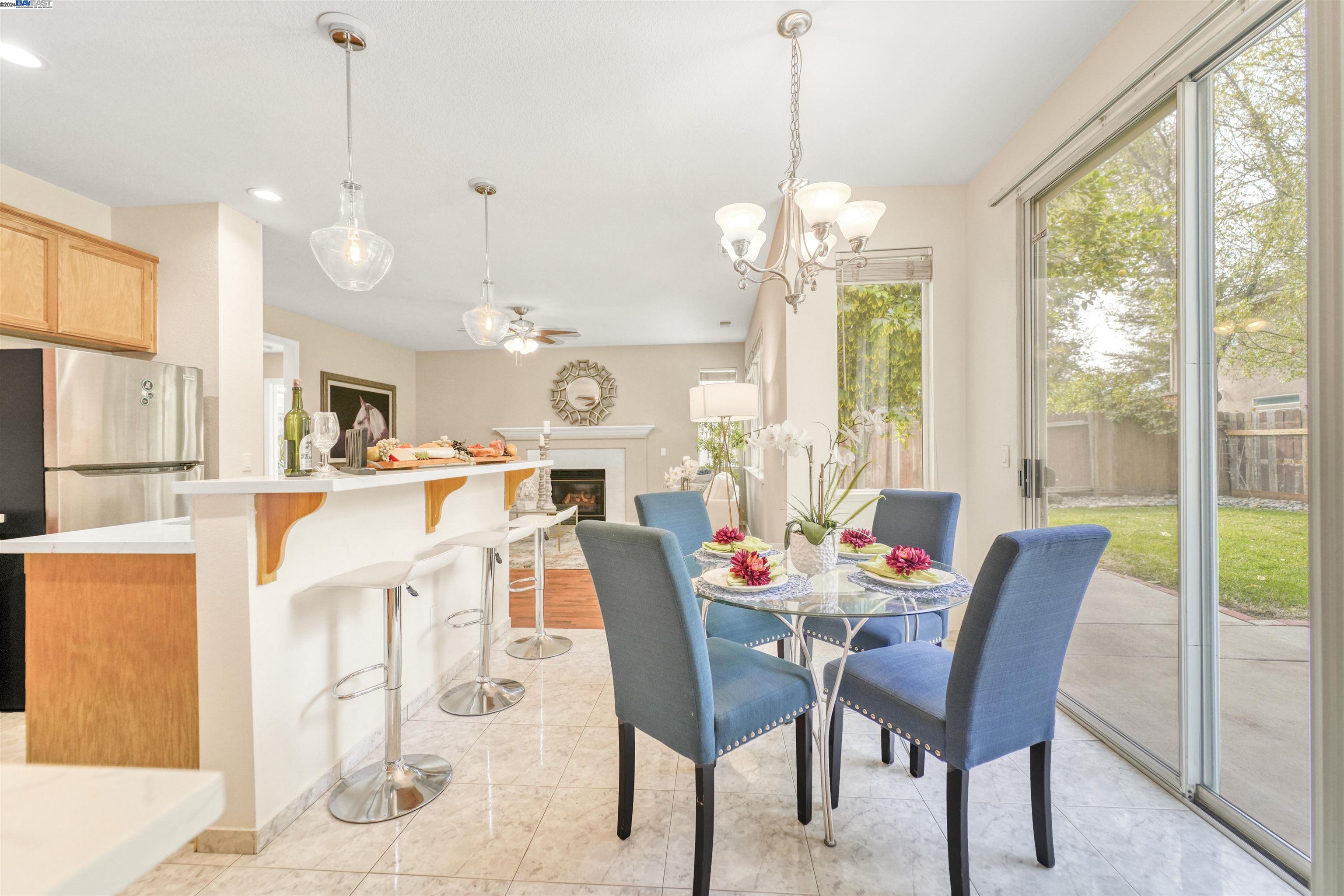 1829 Foothill Vista Dr