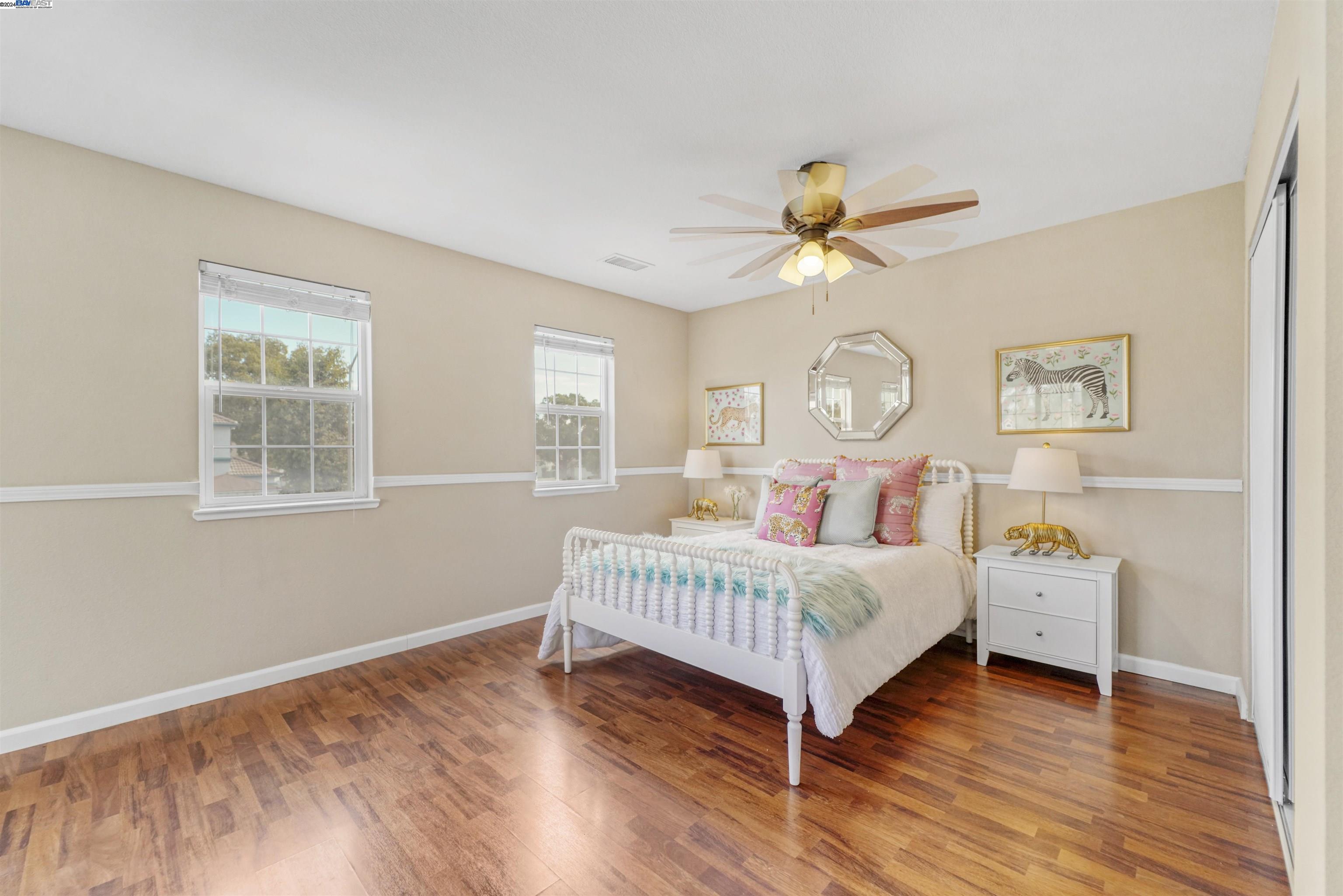 1829 Foothill Vista Dr