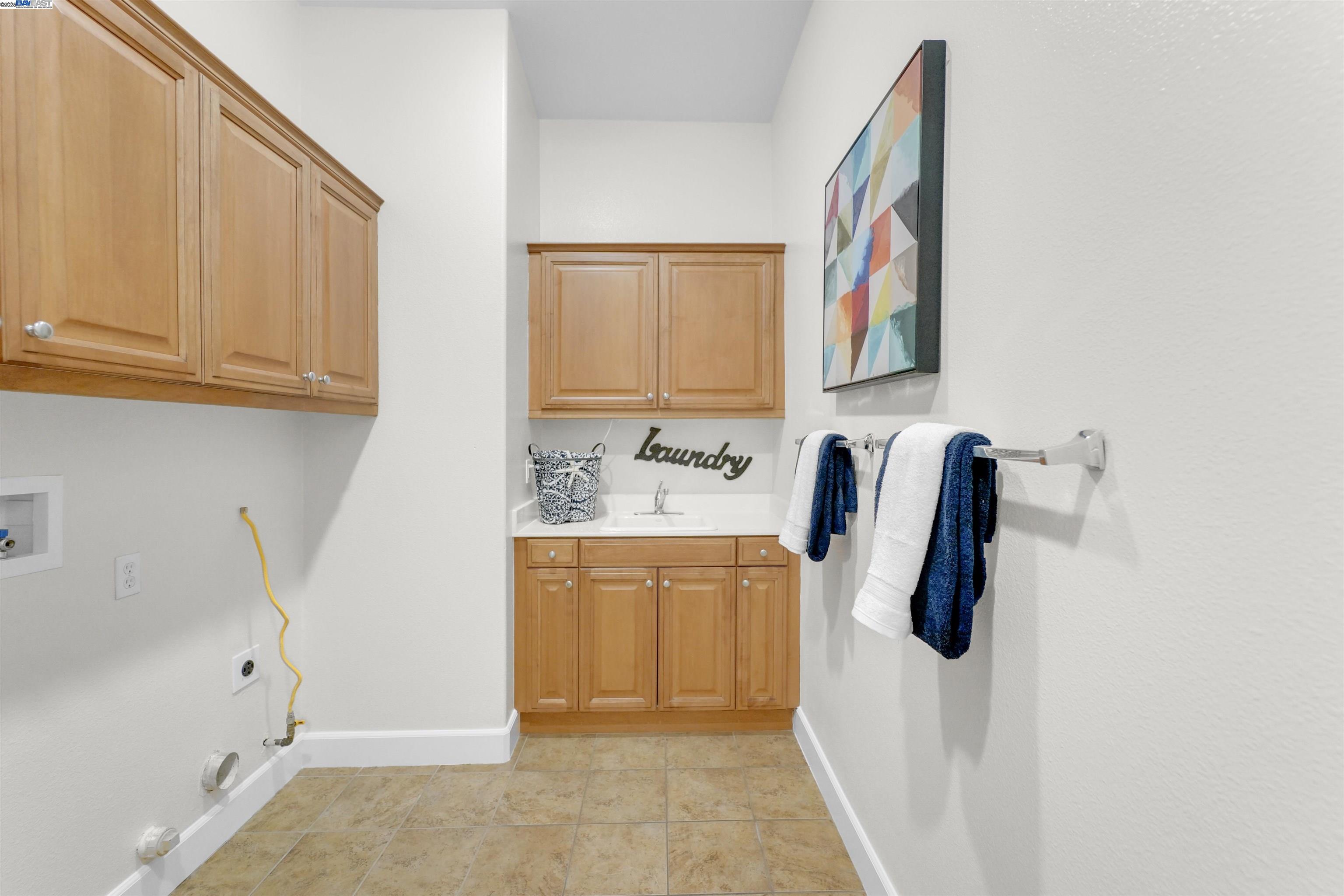 1993 Fairway Oaks Dr