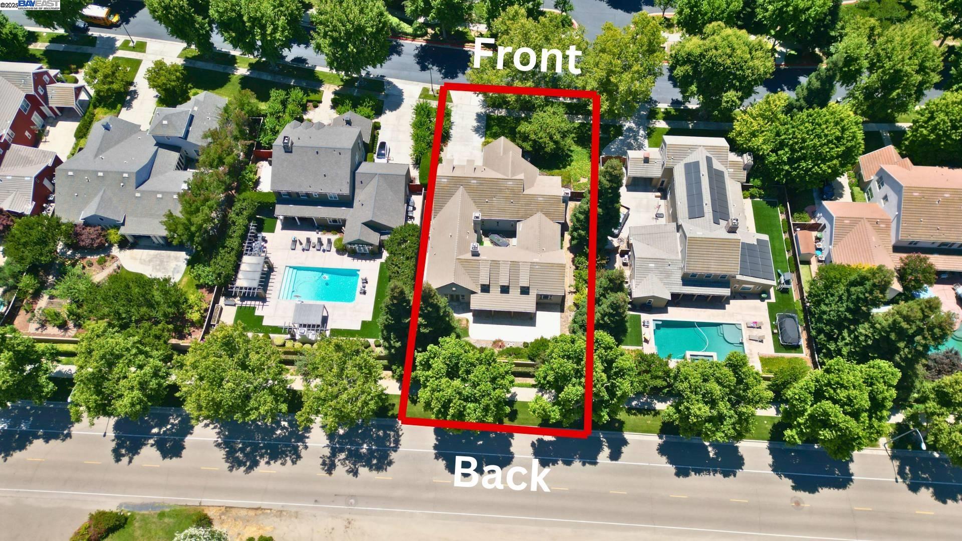 1993 Fairway Oaks Dr
