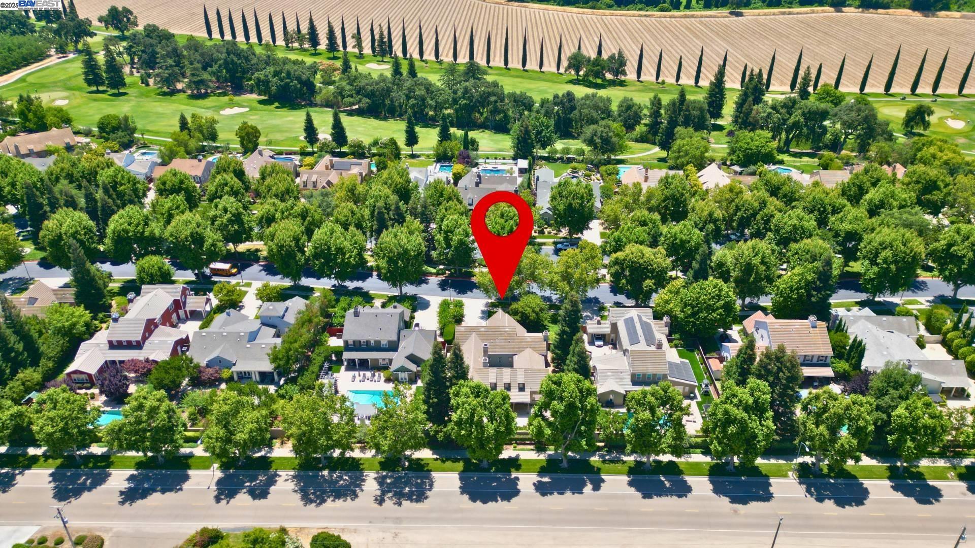 1993 Fairway Oaks Dr