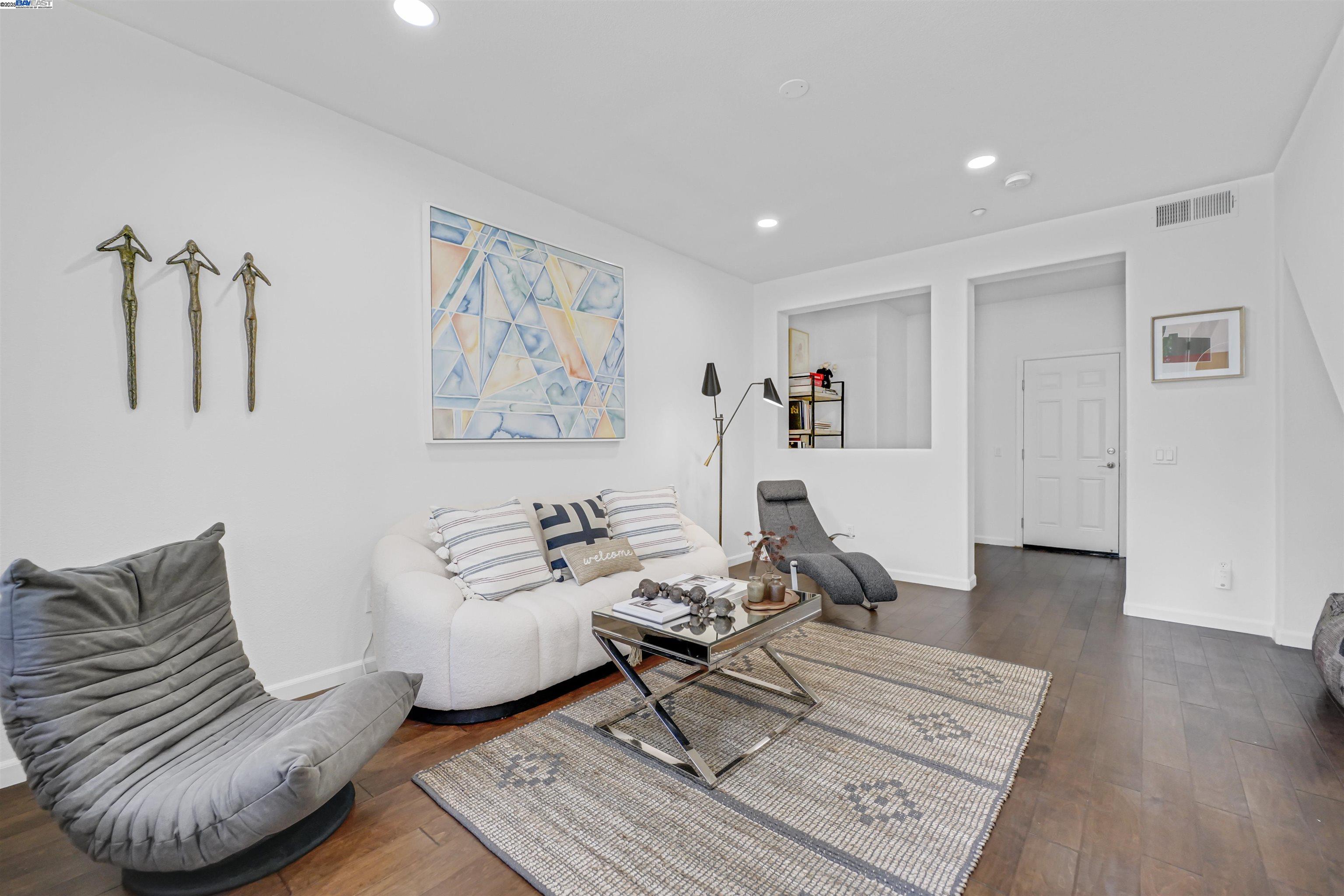 714 N Capitol Ave