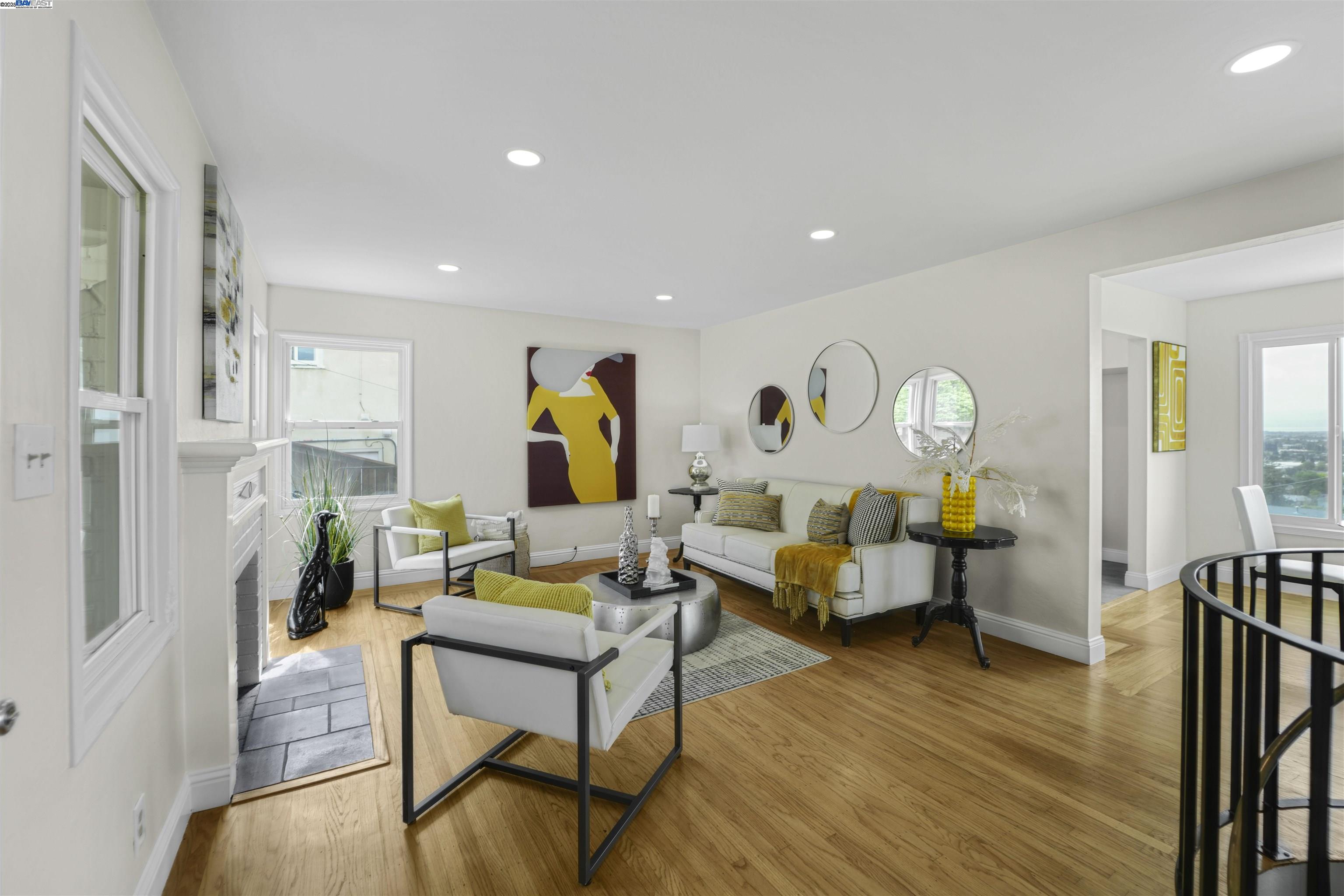 16049 Selborne Dr