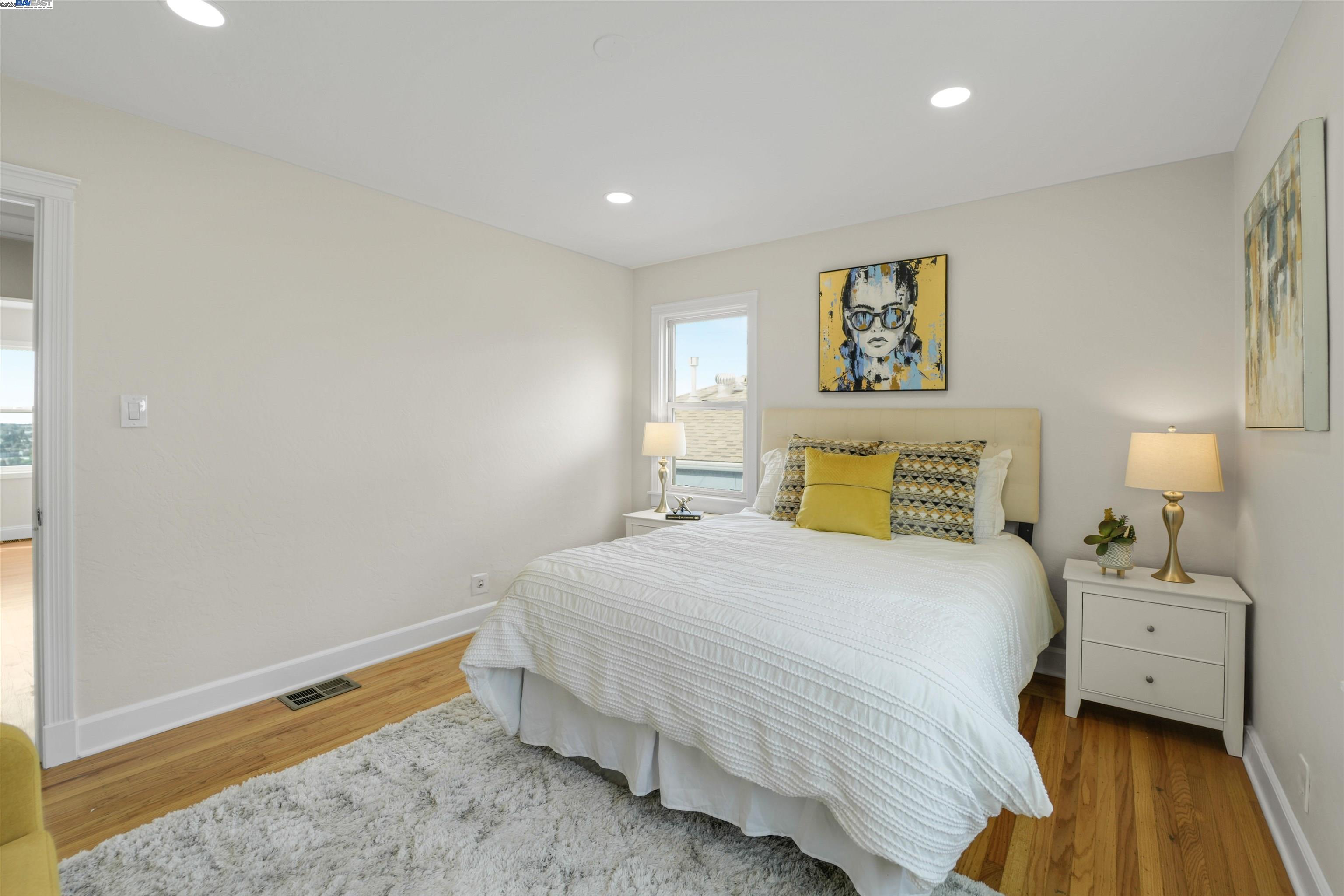 16049 Selborne Dr