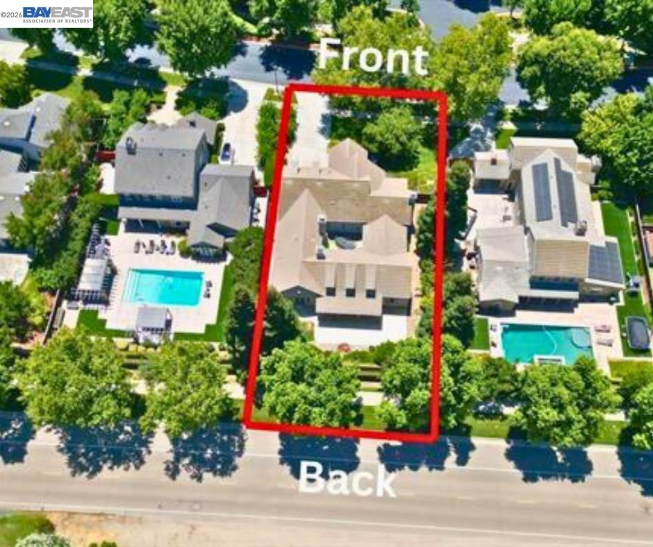 1993 Fairway Oaks Dr