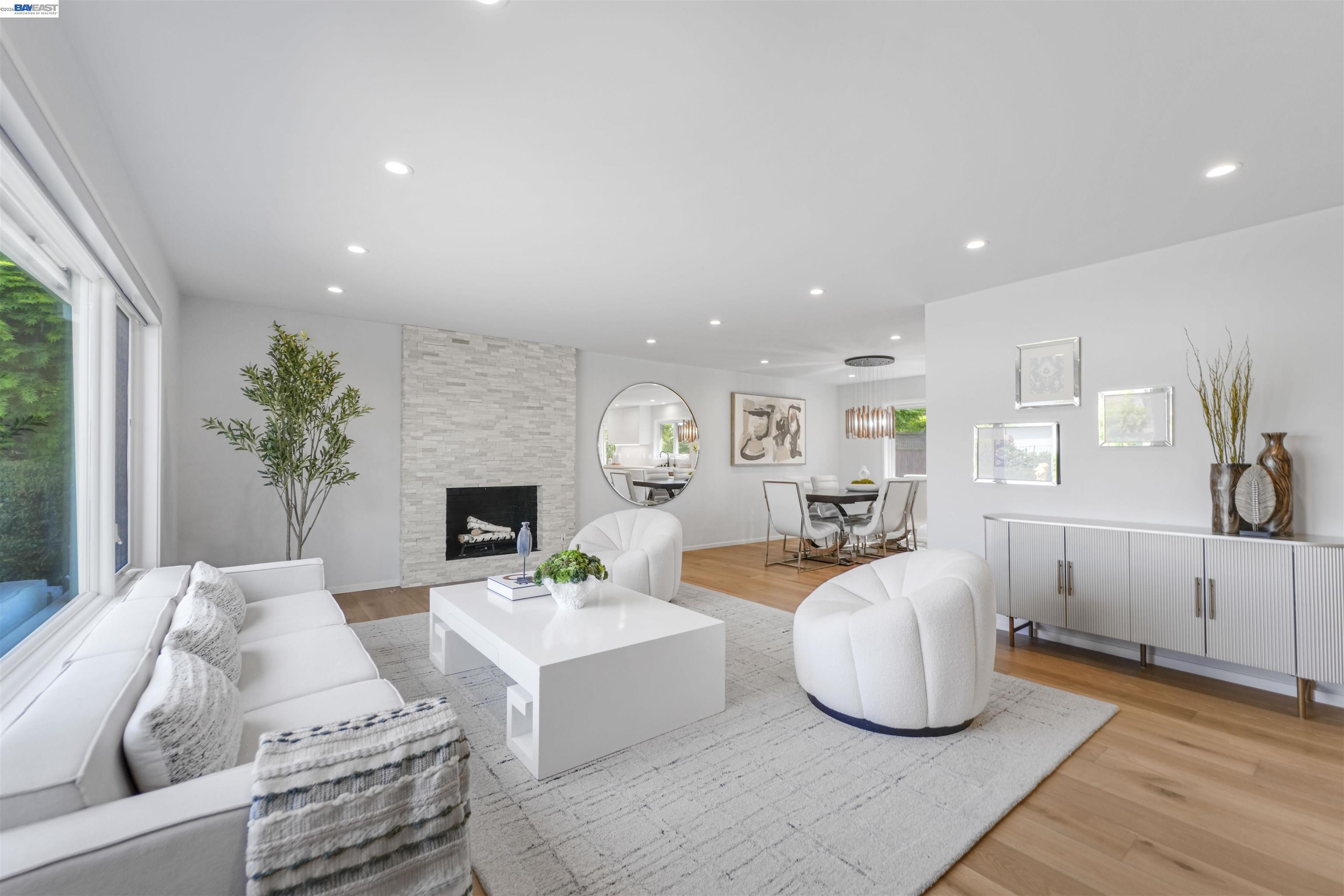 3740 Sky Ct