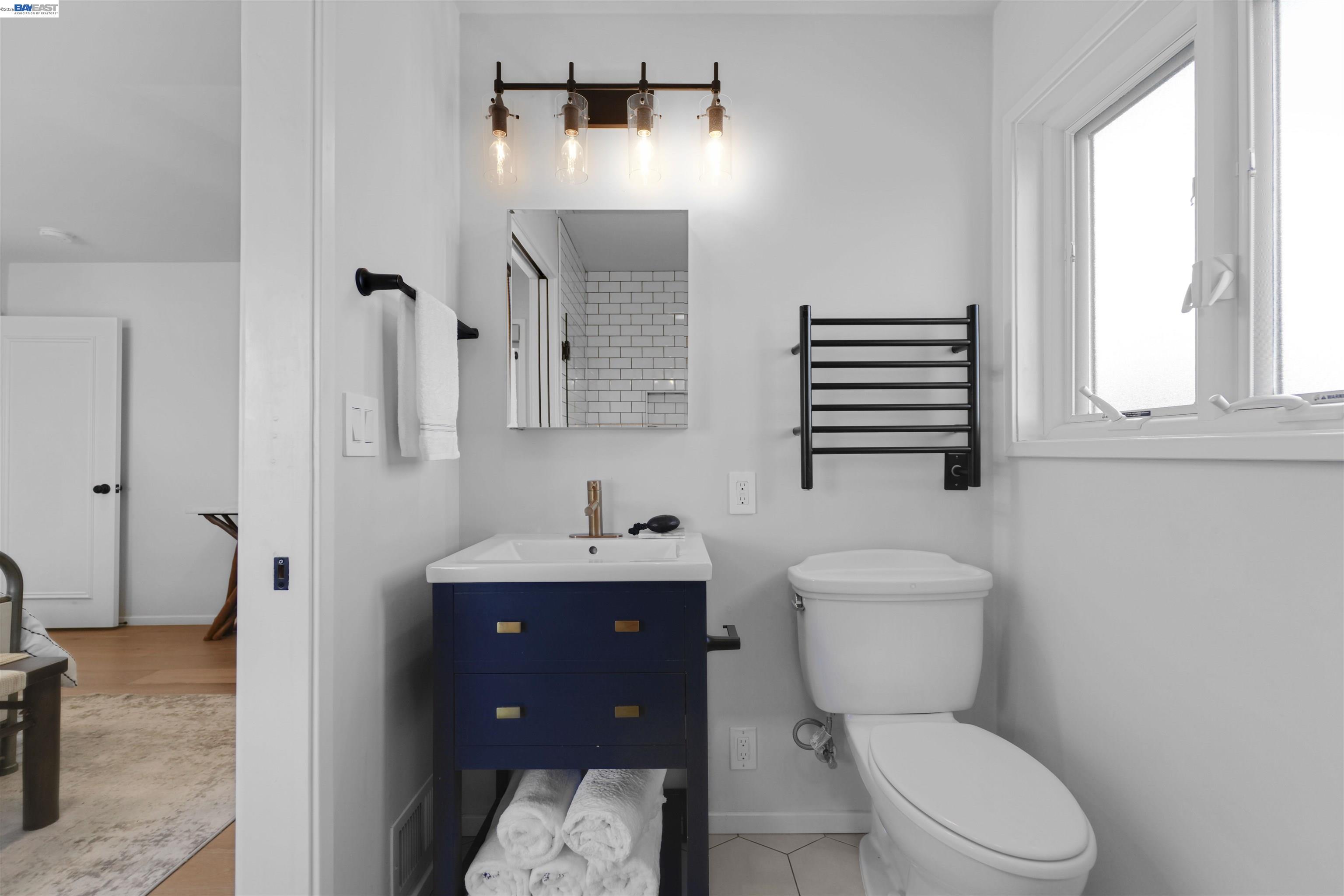 3740 Sky Ct