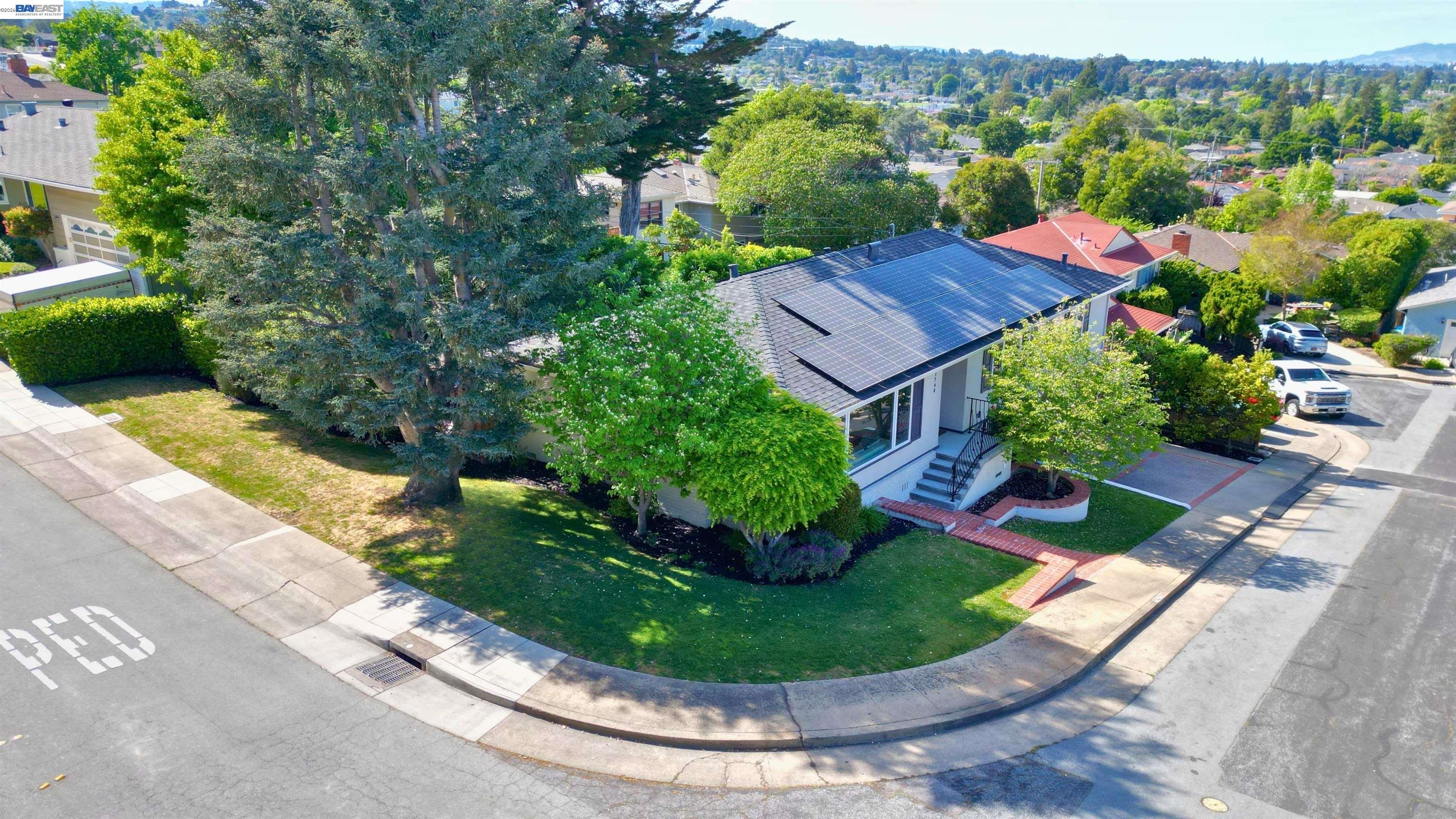 3740 Sky Ct