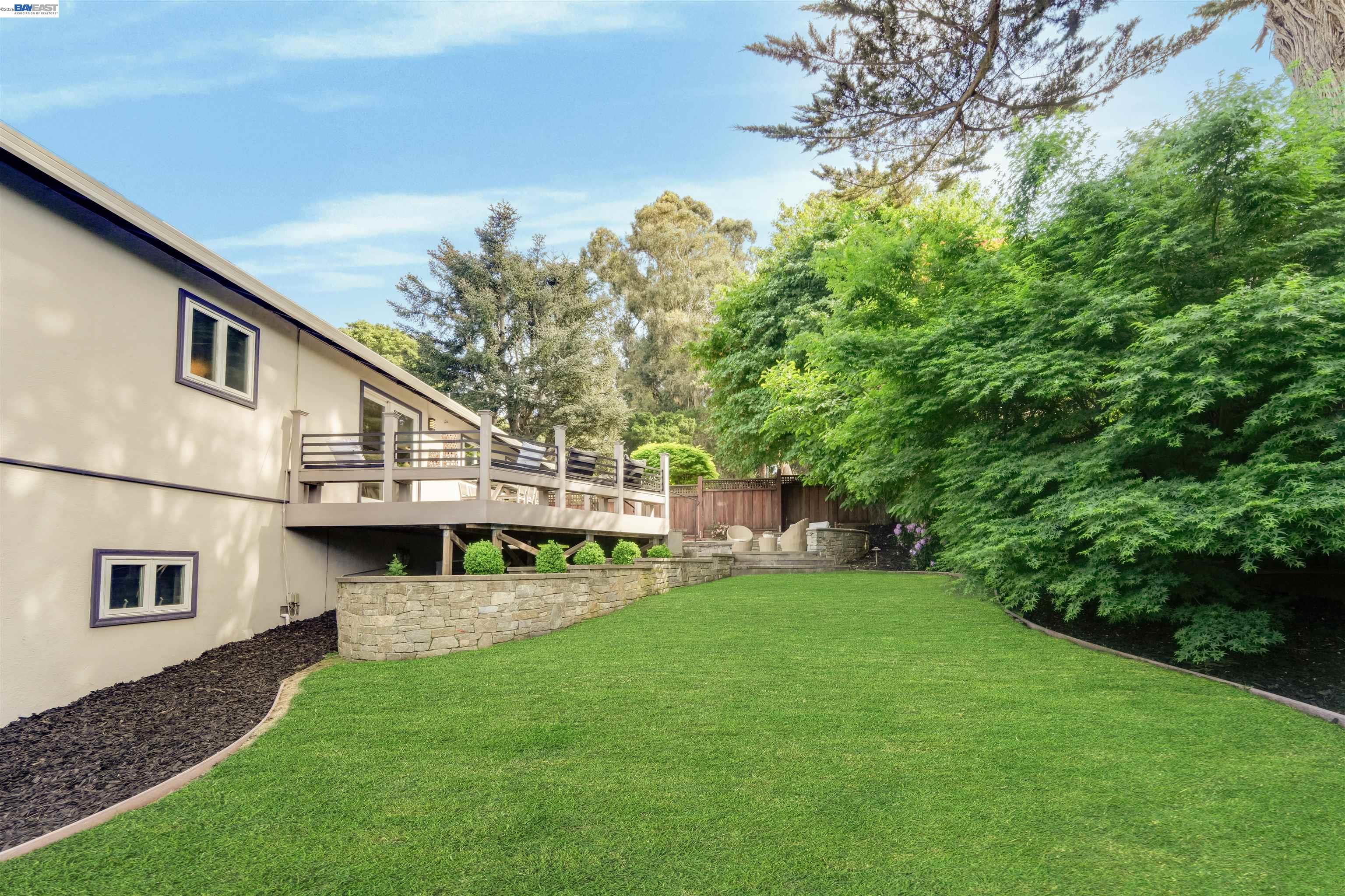 3740 Sky Ct