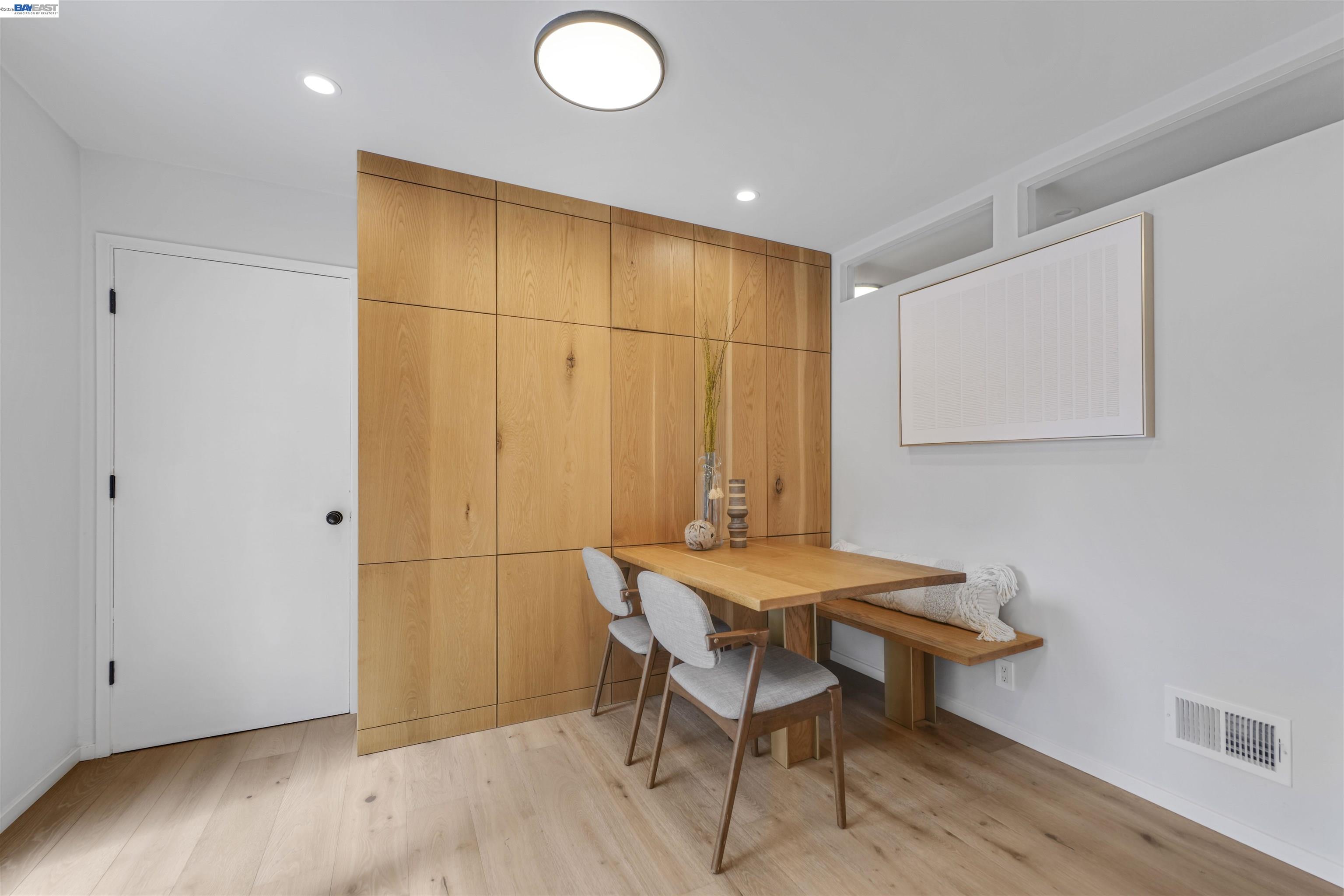 3740 Sky Ct