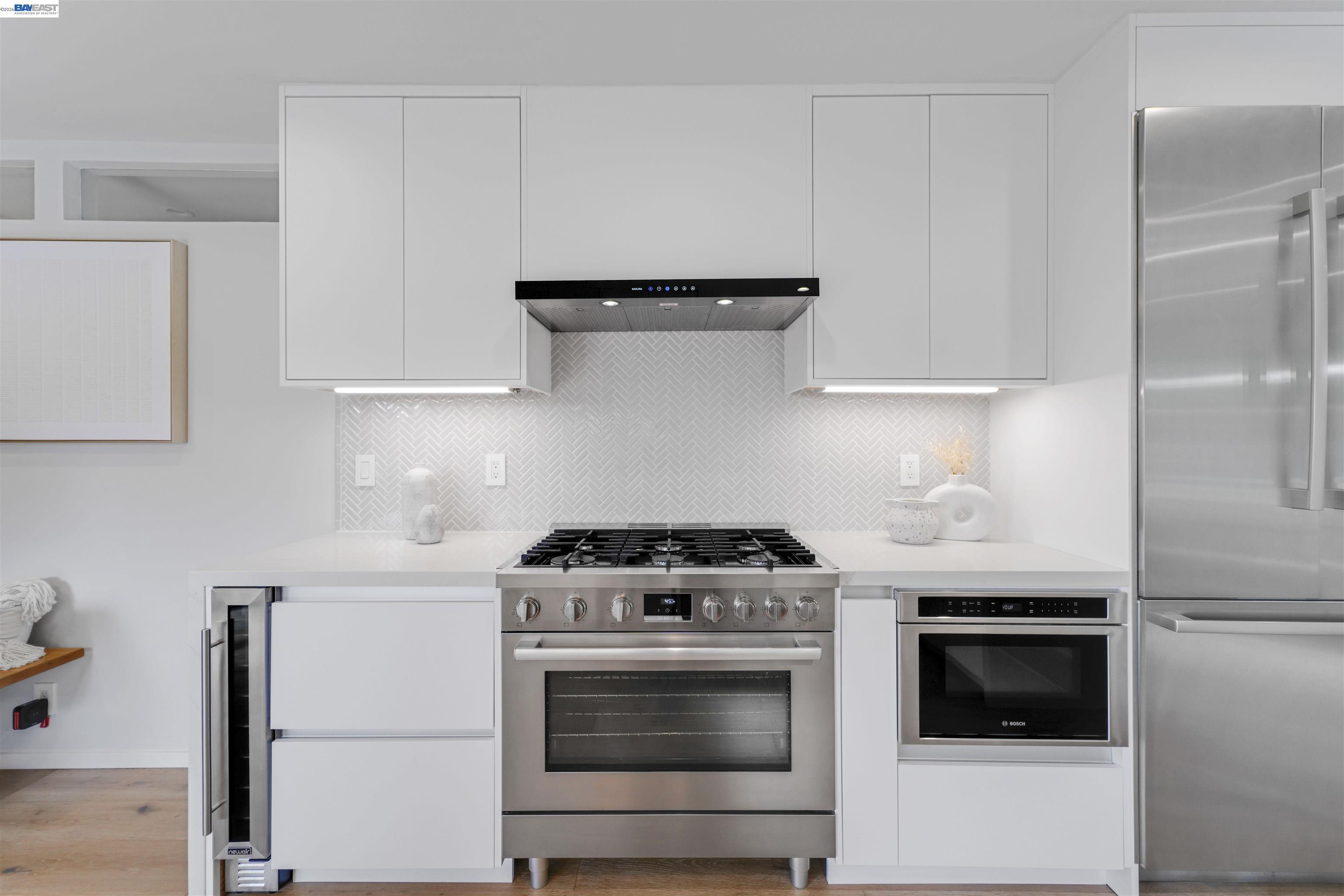 3740 Sky Ct