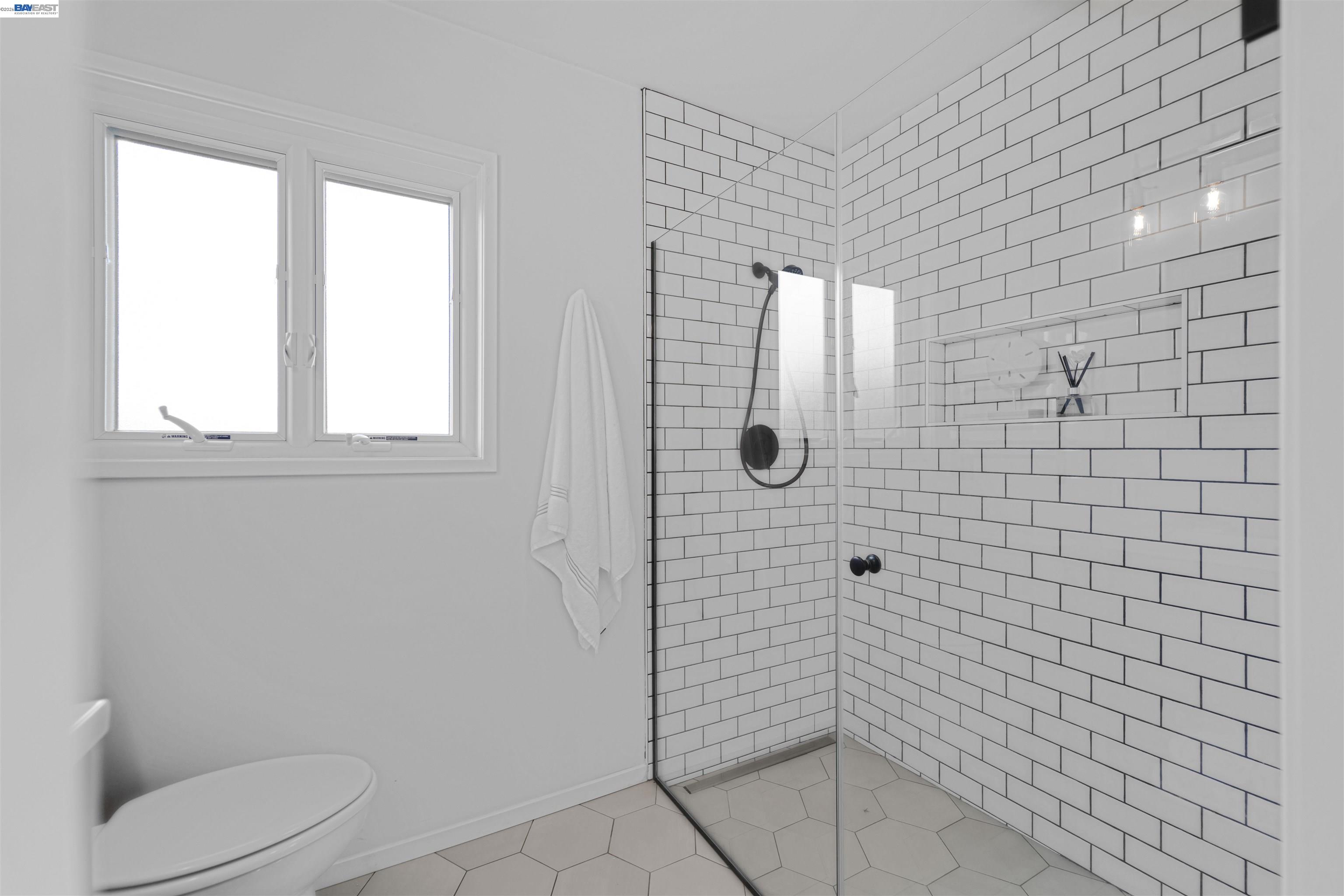 3740 Sky Ct
