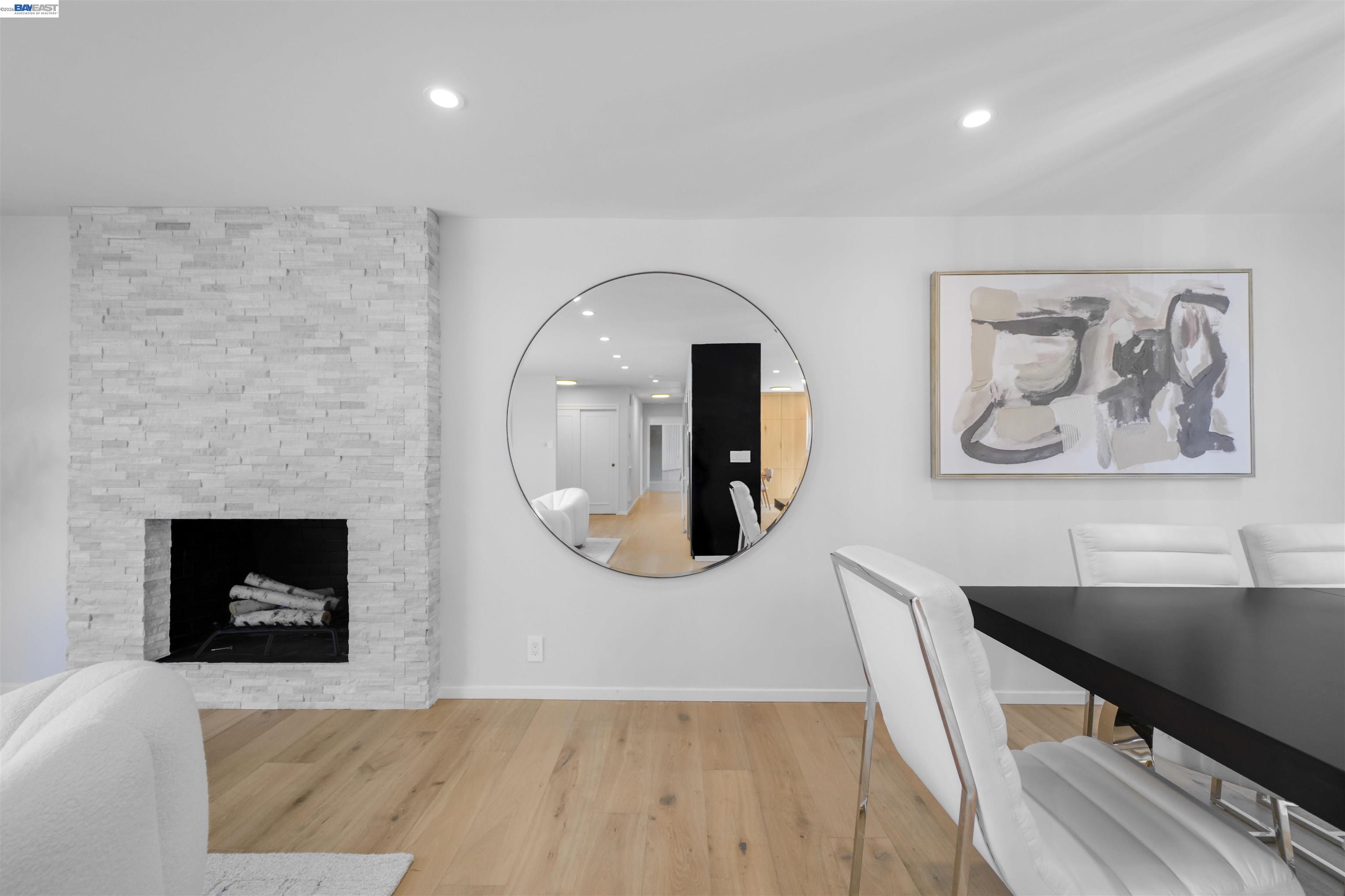 3740 Sky Ct