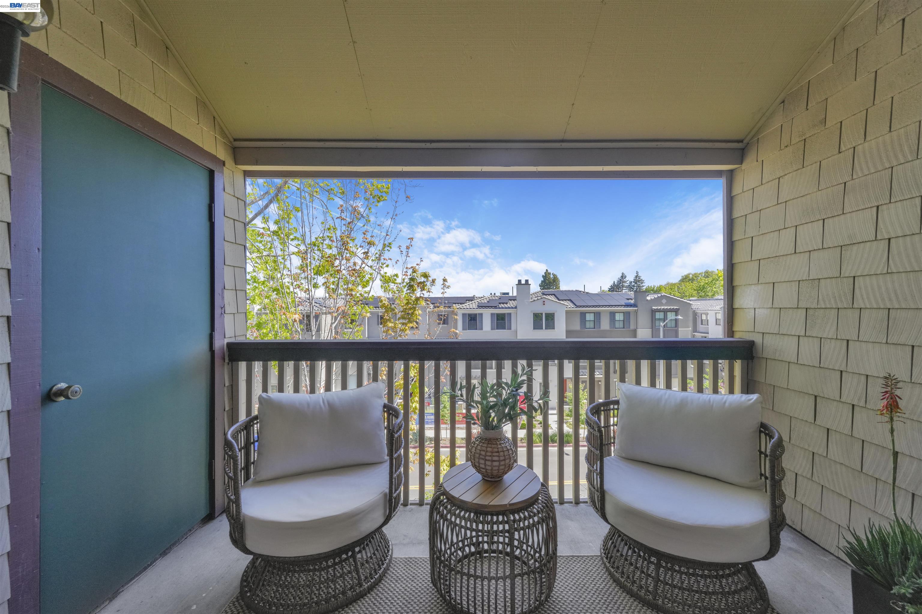 2111 Latham St # 307
