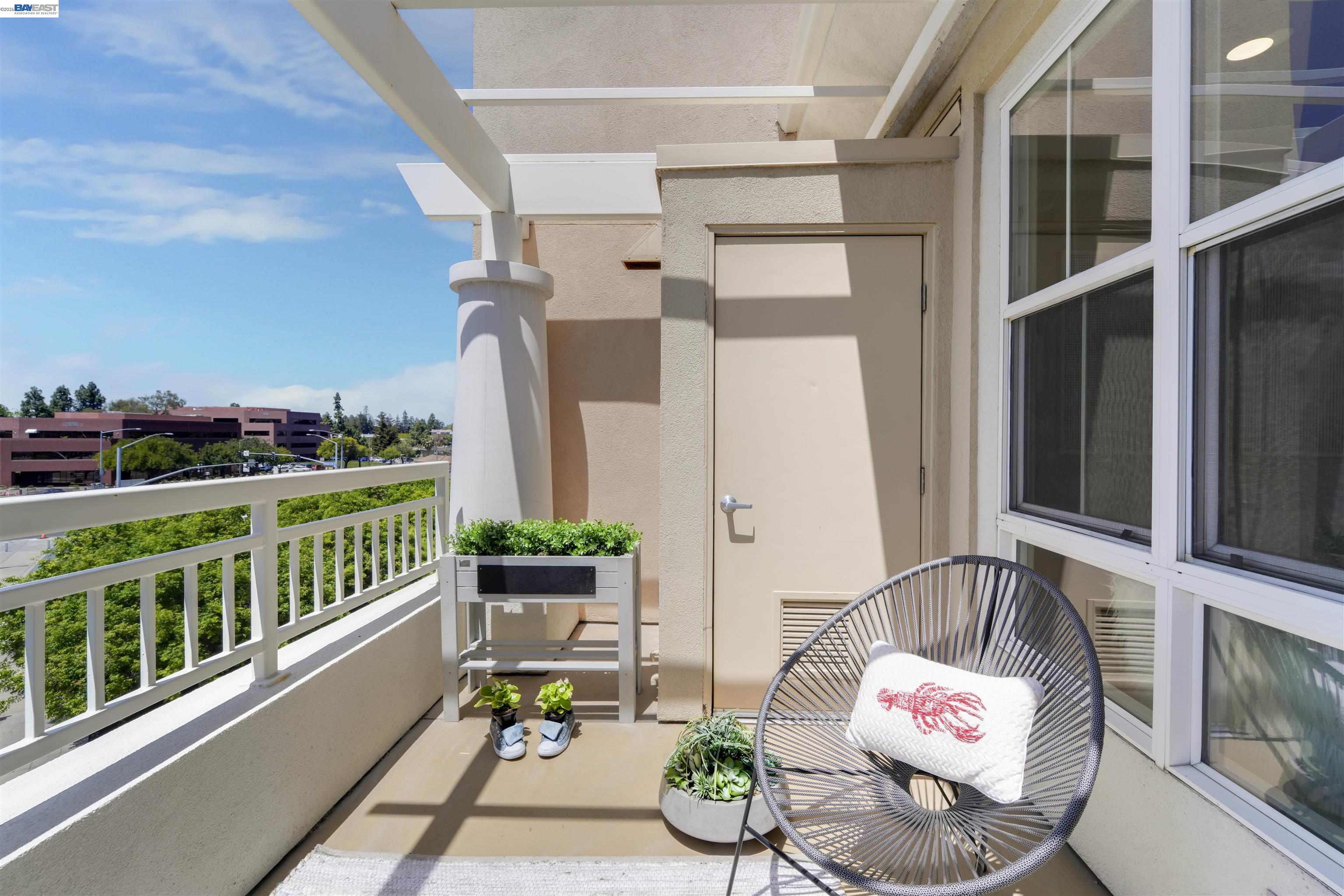 20488 Stevens Creek Blvd # 2302