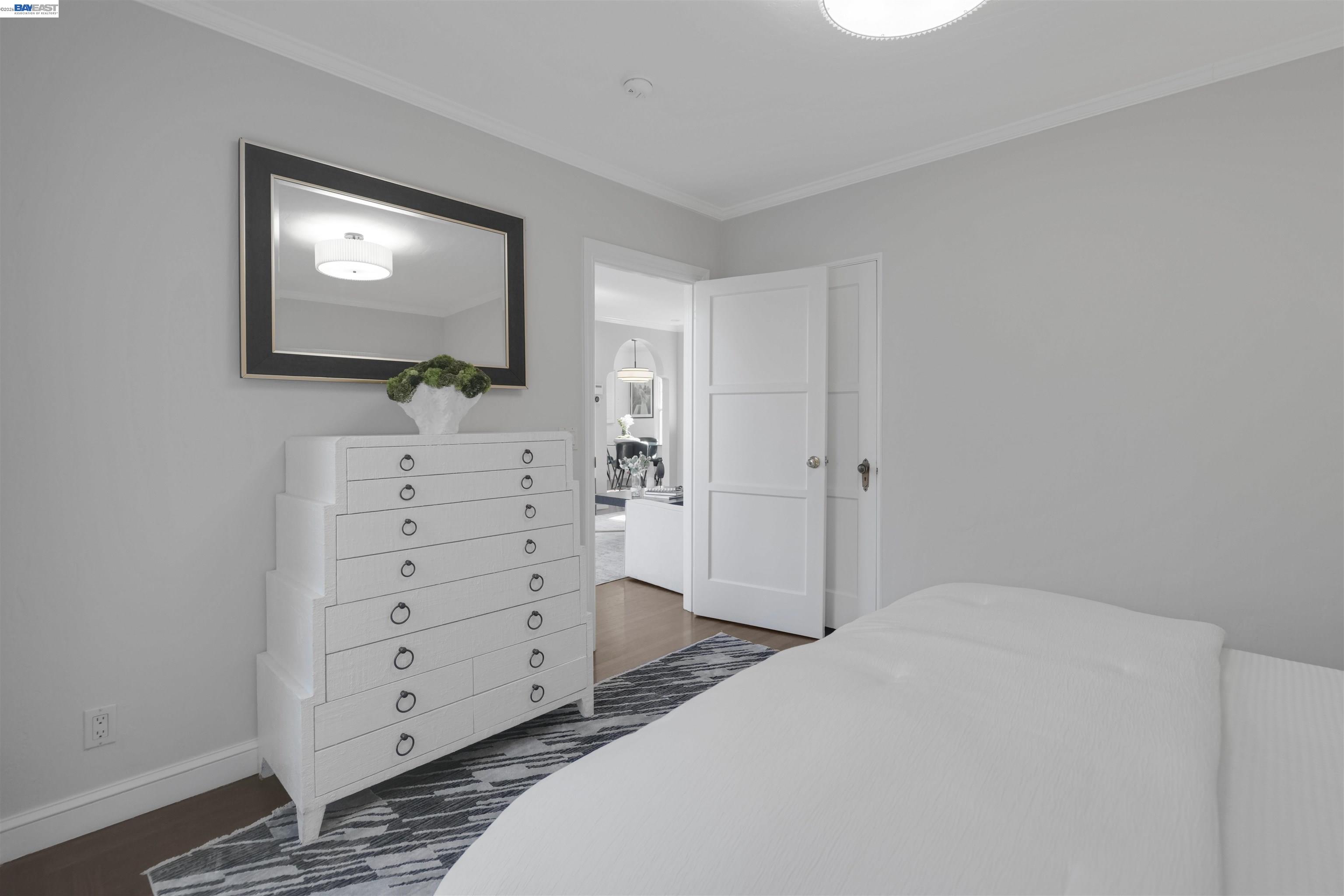 209 Lexington Ave