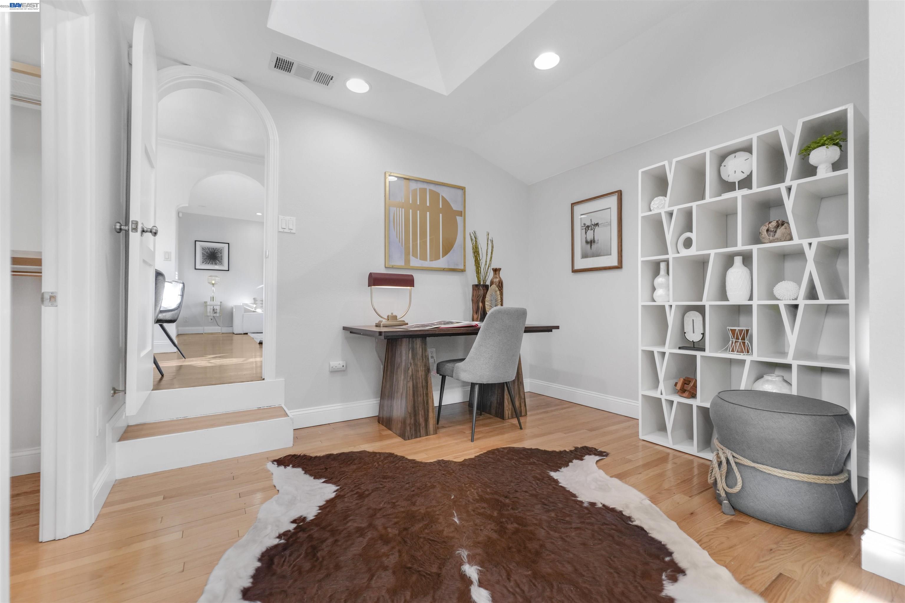 209 Lexington Ave