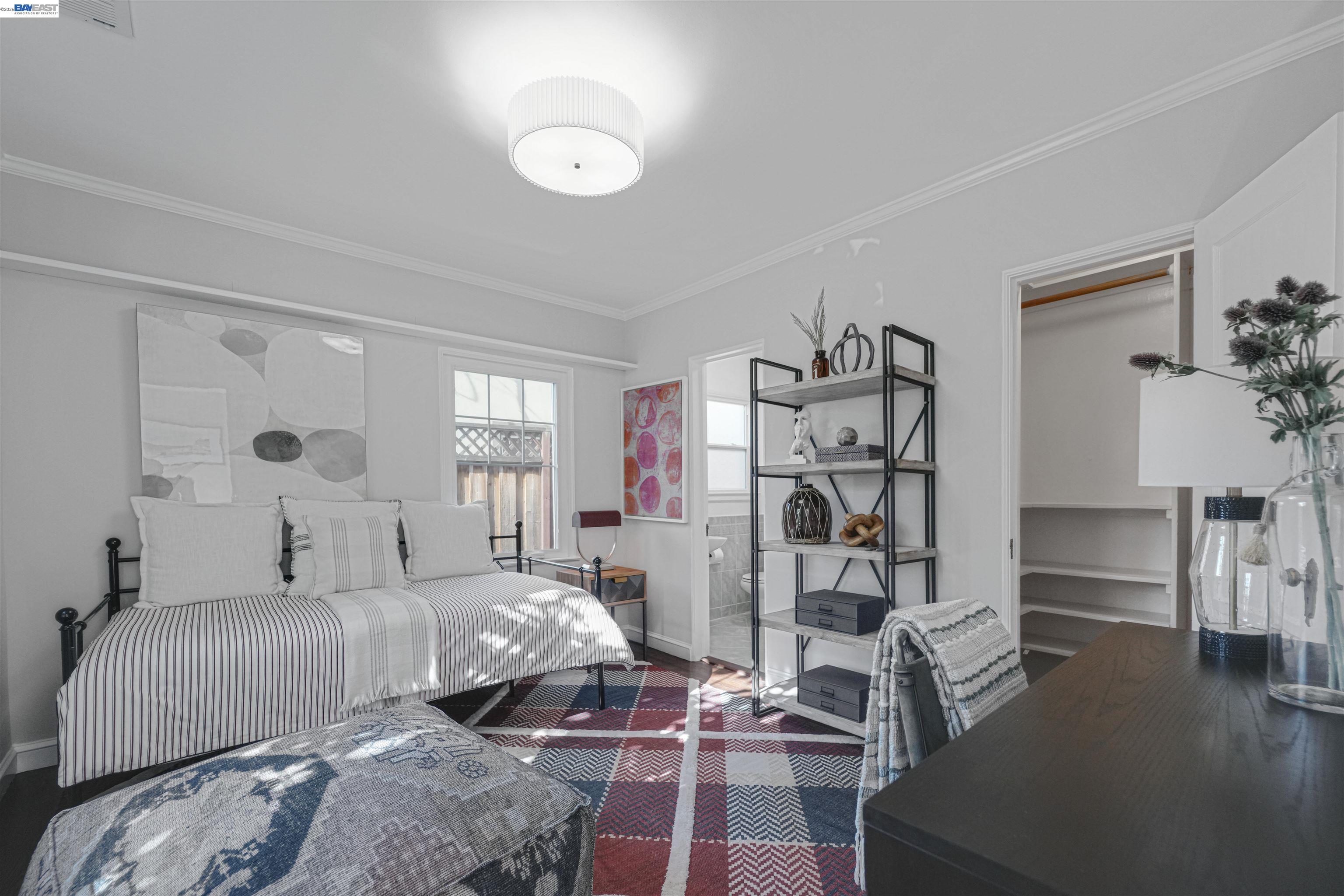 209 Lexington Ave