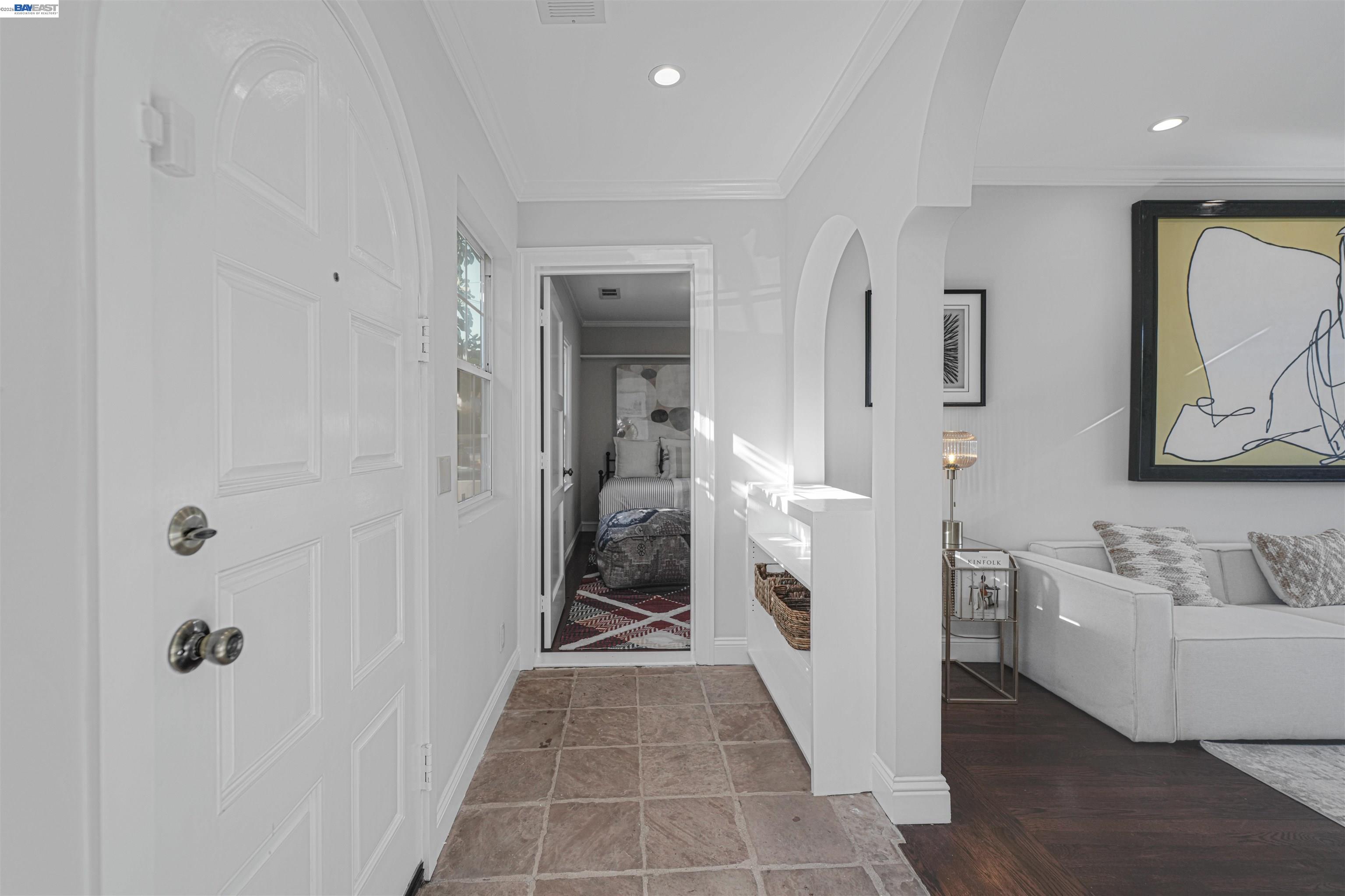 209 Lexington Ave