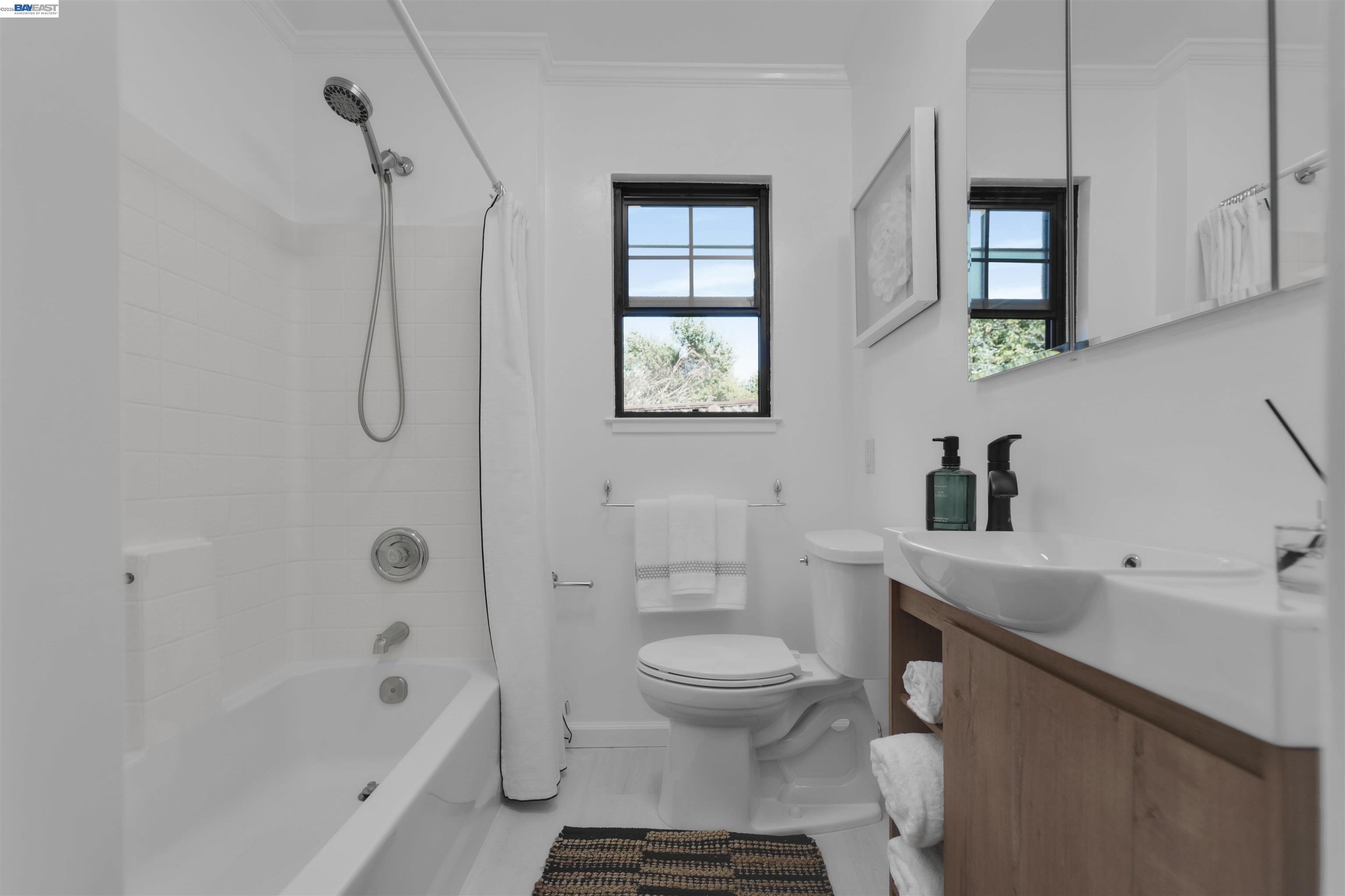 209 Lexington Ave