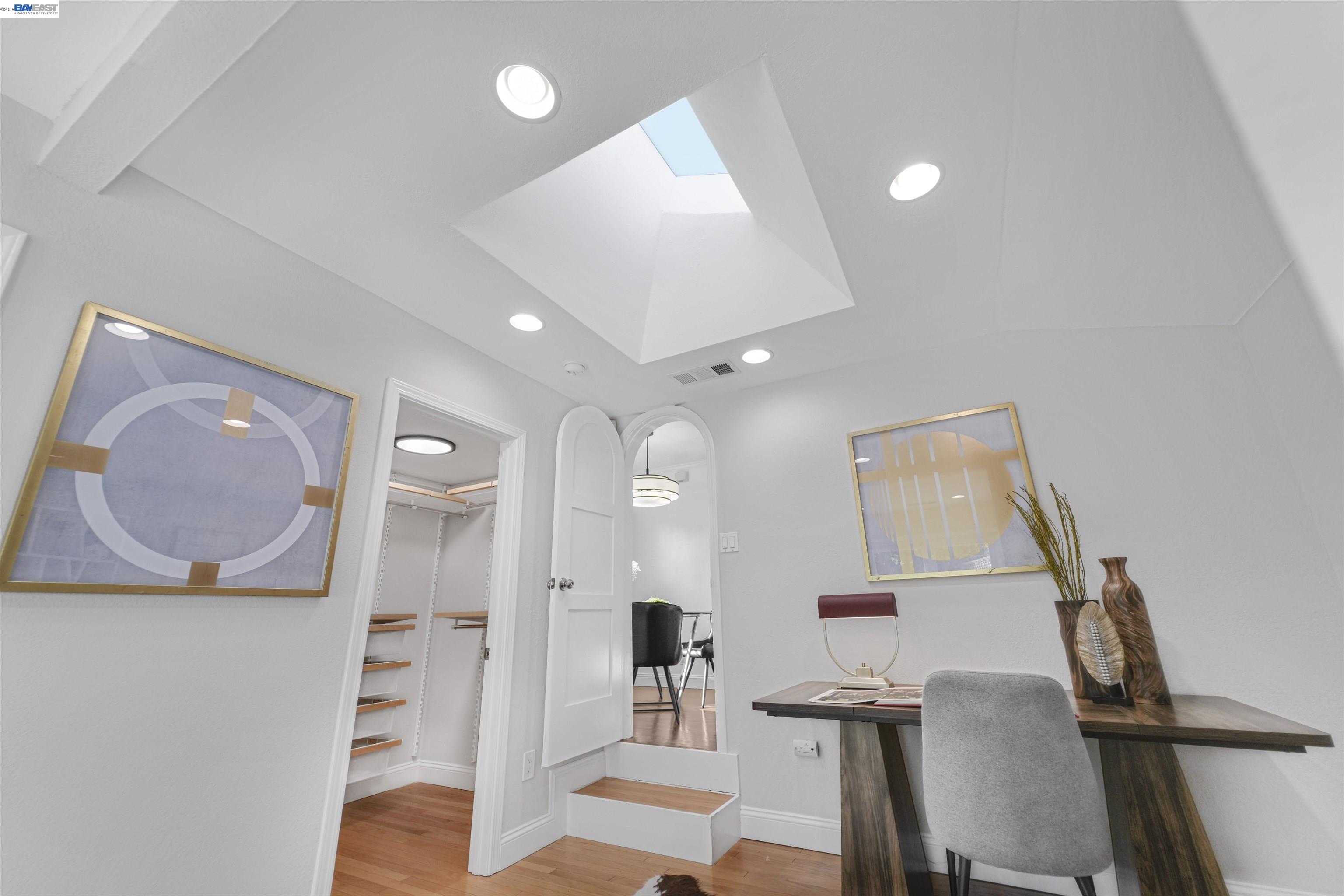 209 Lexington Ave