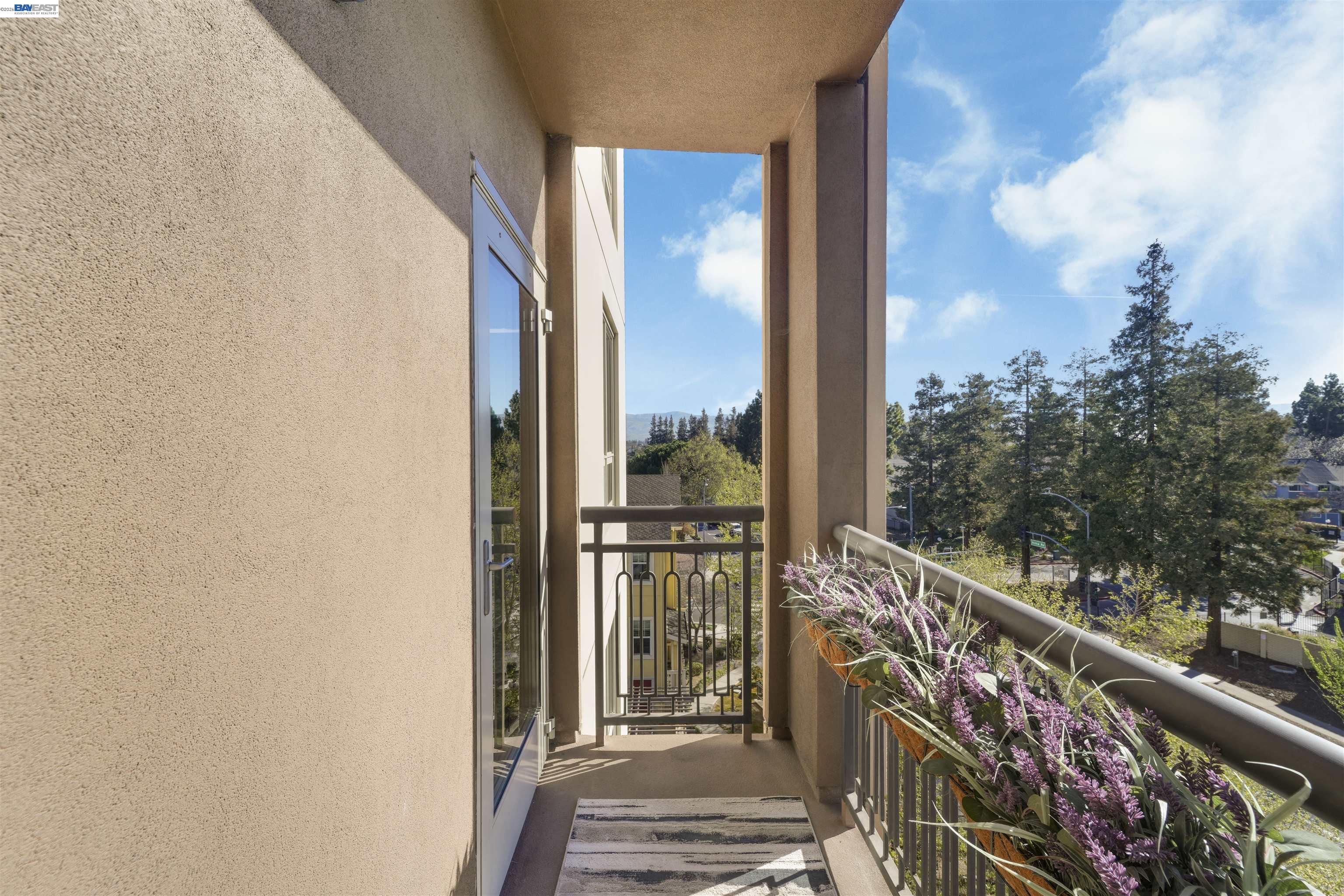 1375 Lick Ave # 522