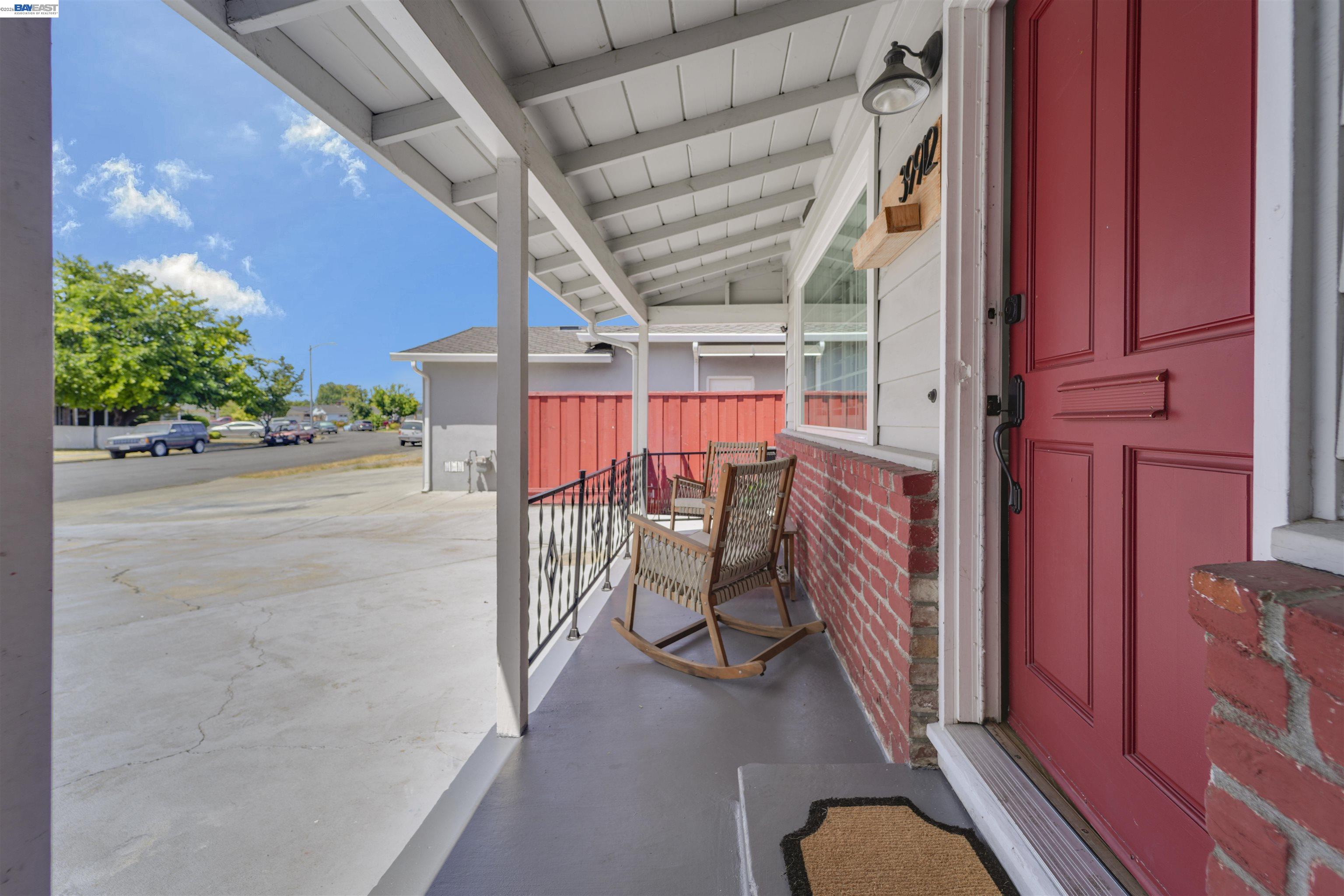 39912 Wyatt Ln