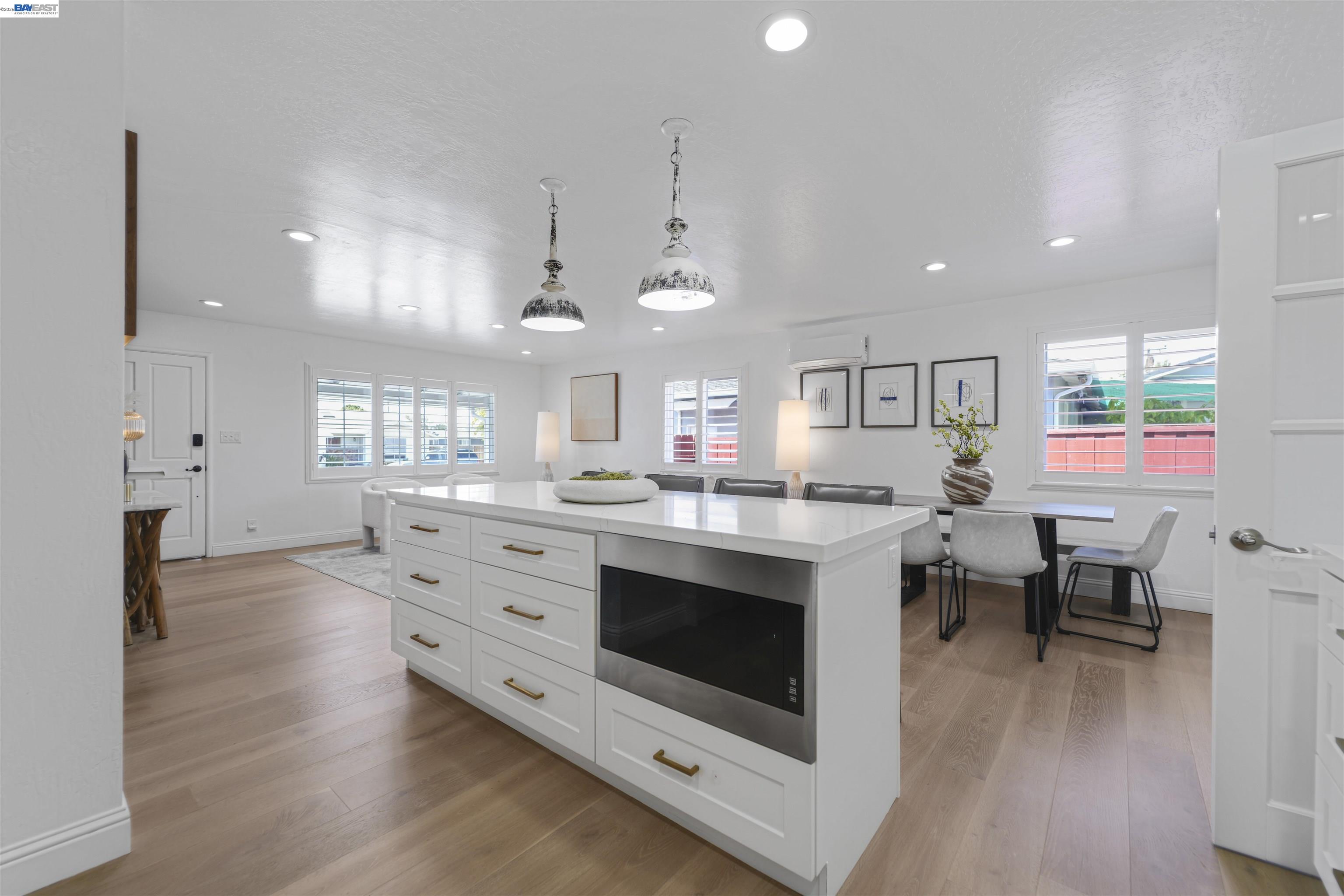 39912 Wyatt Ln