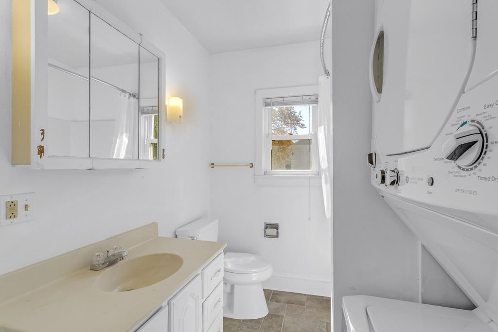 40 & 50 Cedardale Lane