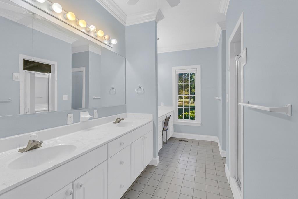 40 & 50 Cedardale Lane