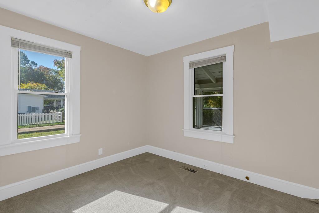 40 & 50 Cedardale Lane