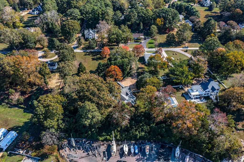 40 & 50 Cedardale Lane