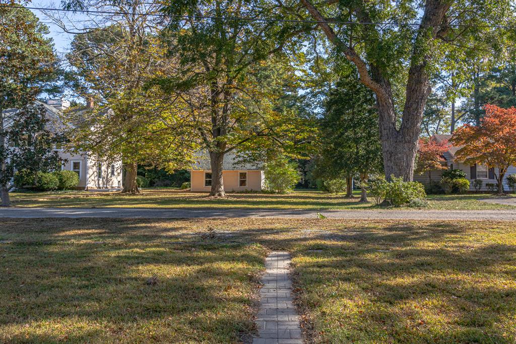 40 & 50 Cedardale Lane