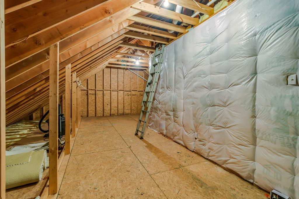 40 & 50 Cedardale Lane