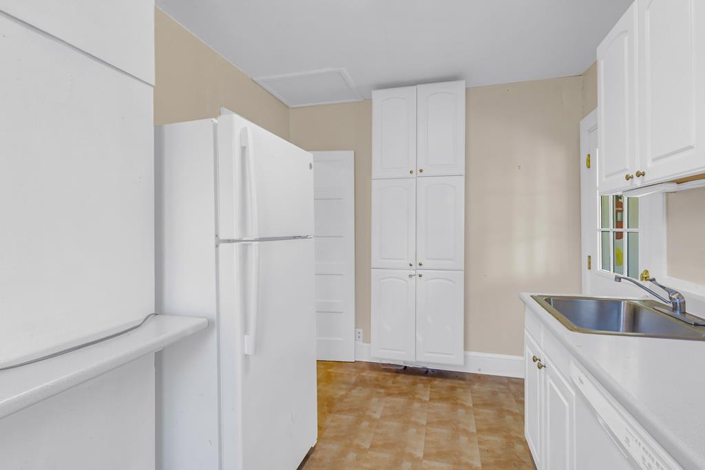 40 & 50 Cedardale Lane