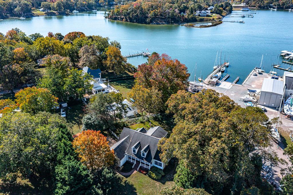 40 & 50 Cedardale Lane