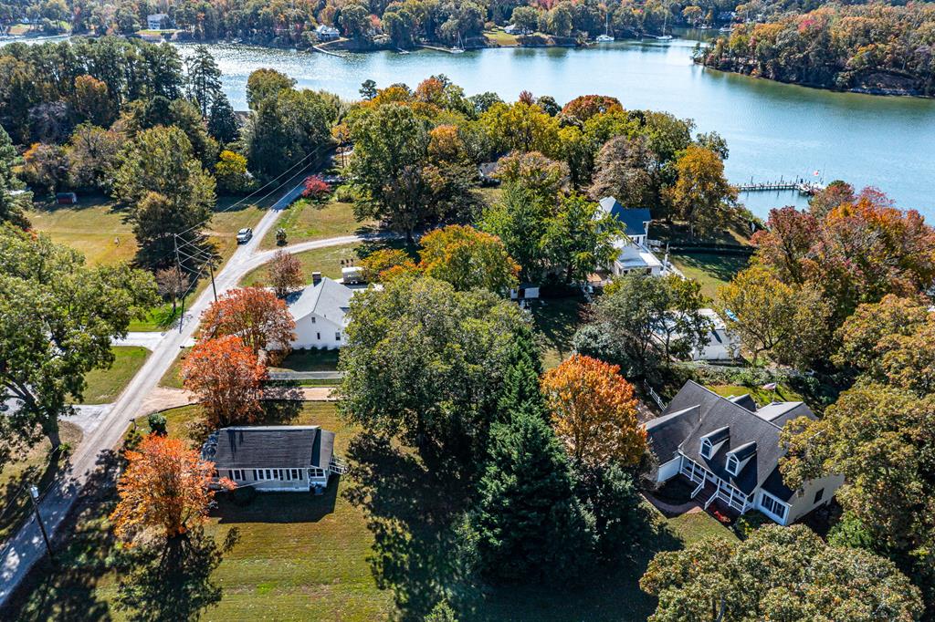 40 & 50 Cedardale Lane