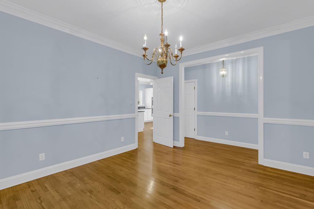 40 & 50 Cedardale Lane