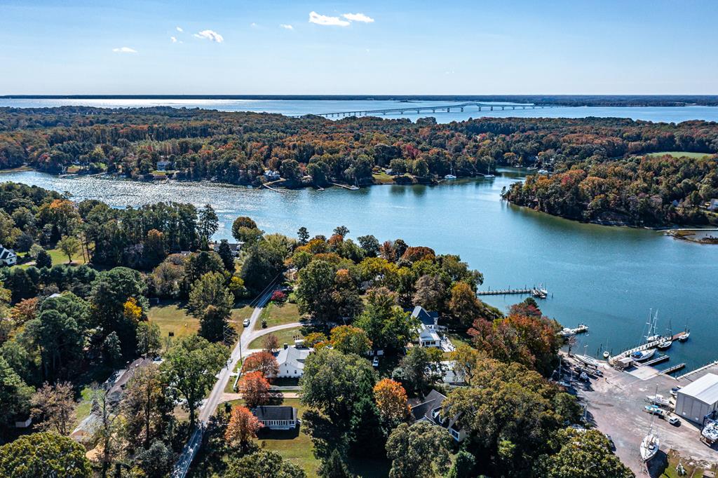 40 & 50 Cedardale Lane