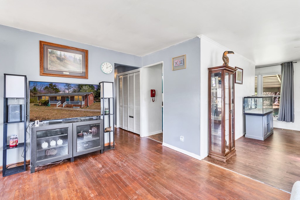 101 Norris Rd