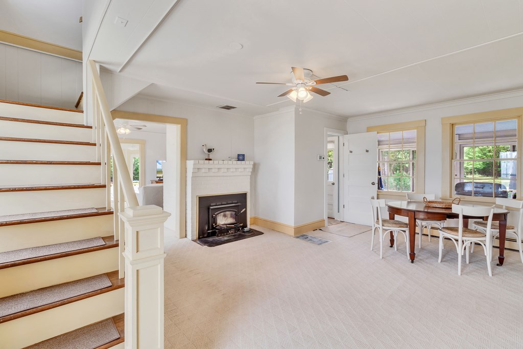 207 Cabell Lane