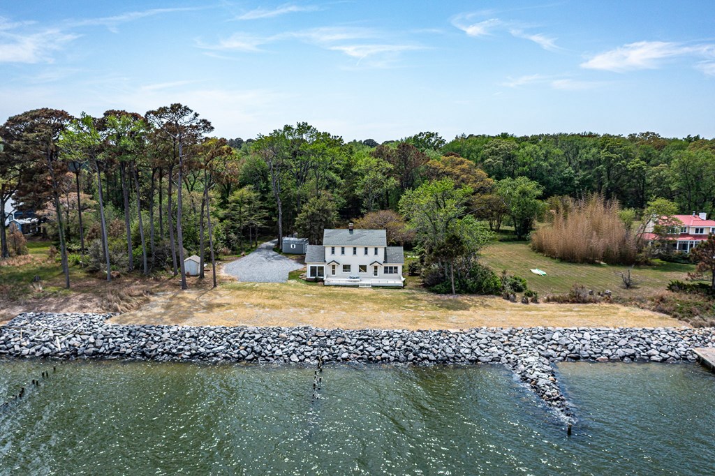 207 Cabell Lane
