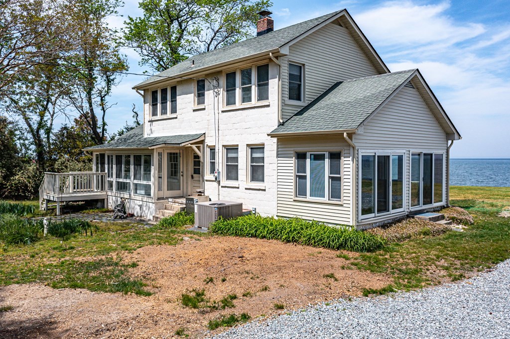 207 Cabell Lane
