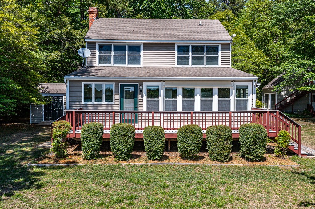 1121 Browns Lane