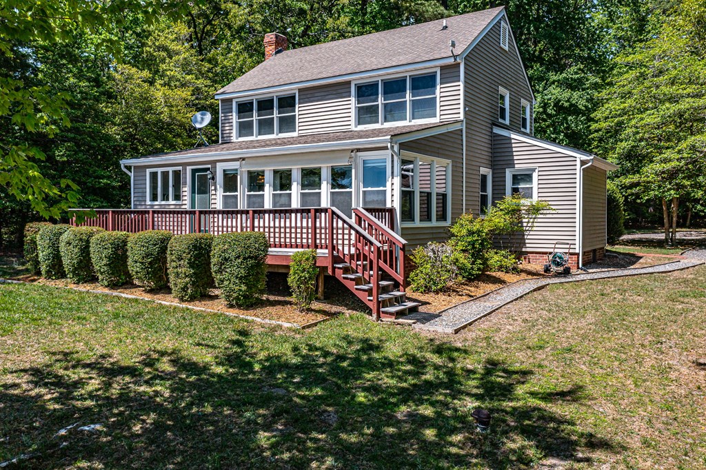 1121 Browns Lane
