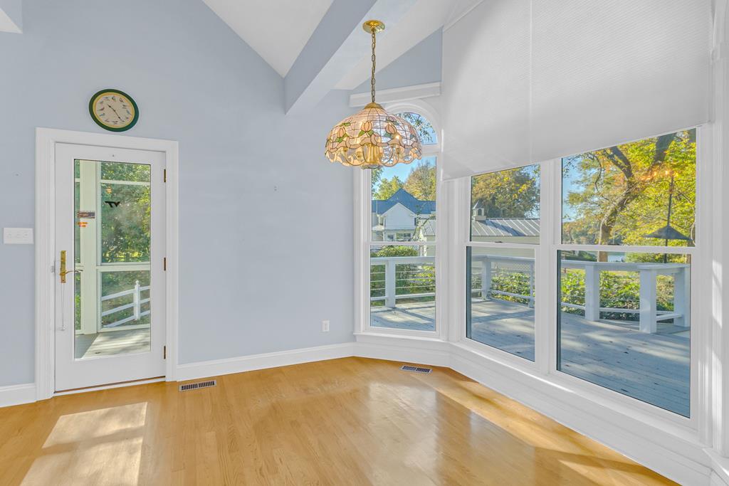 50 Cedardale Lane