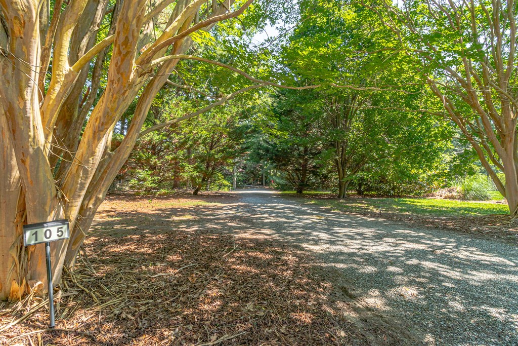 105 Emerald Cove Road