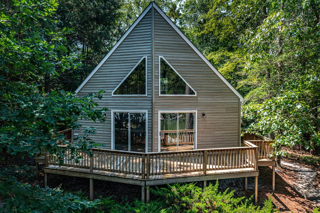 105 Emerald Cove Road