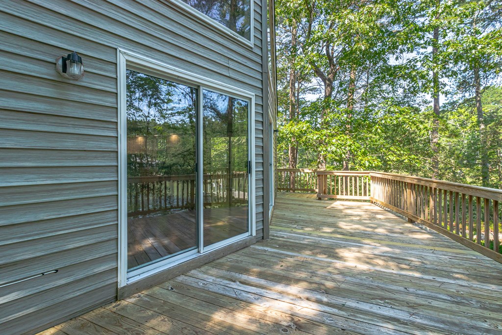 105 Emerald Cove Road