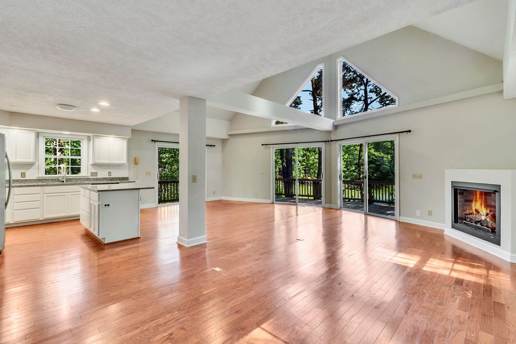 105 Emerald Cove Road